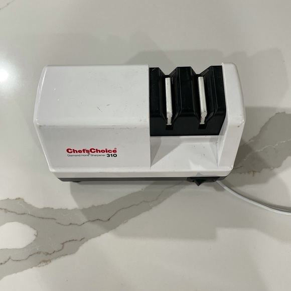 Chef's Choice Diamond Hone Knife Sharpener - Picture 3 of 4